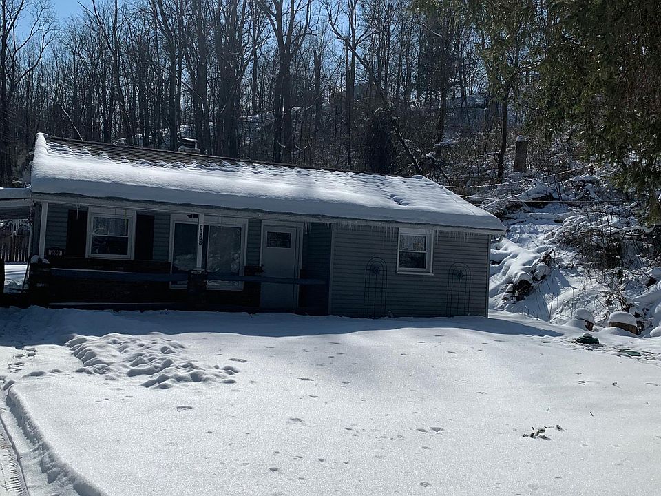 1st image of 7690 Eisenhower Dr