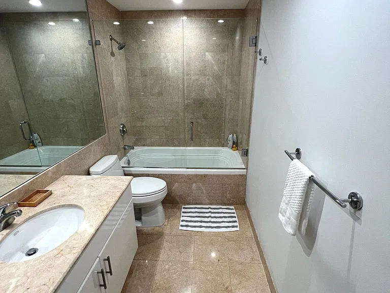 801 Brickell Key Blvd #1707 — Photo 19