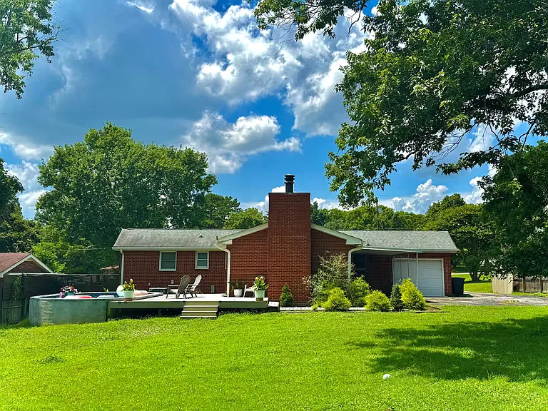 248 Sterling Rd — Photo 14