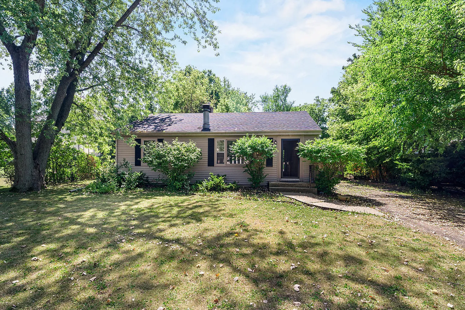 720 Parkside Rd photo 1