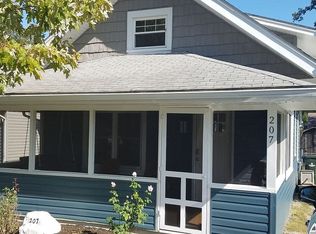 207 Mornington Rd, Vermilion, OH 44089