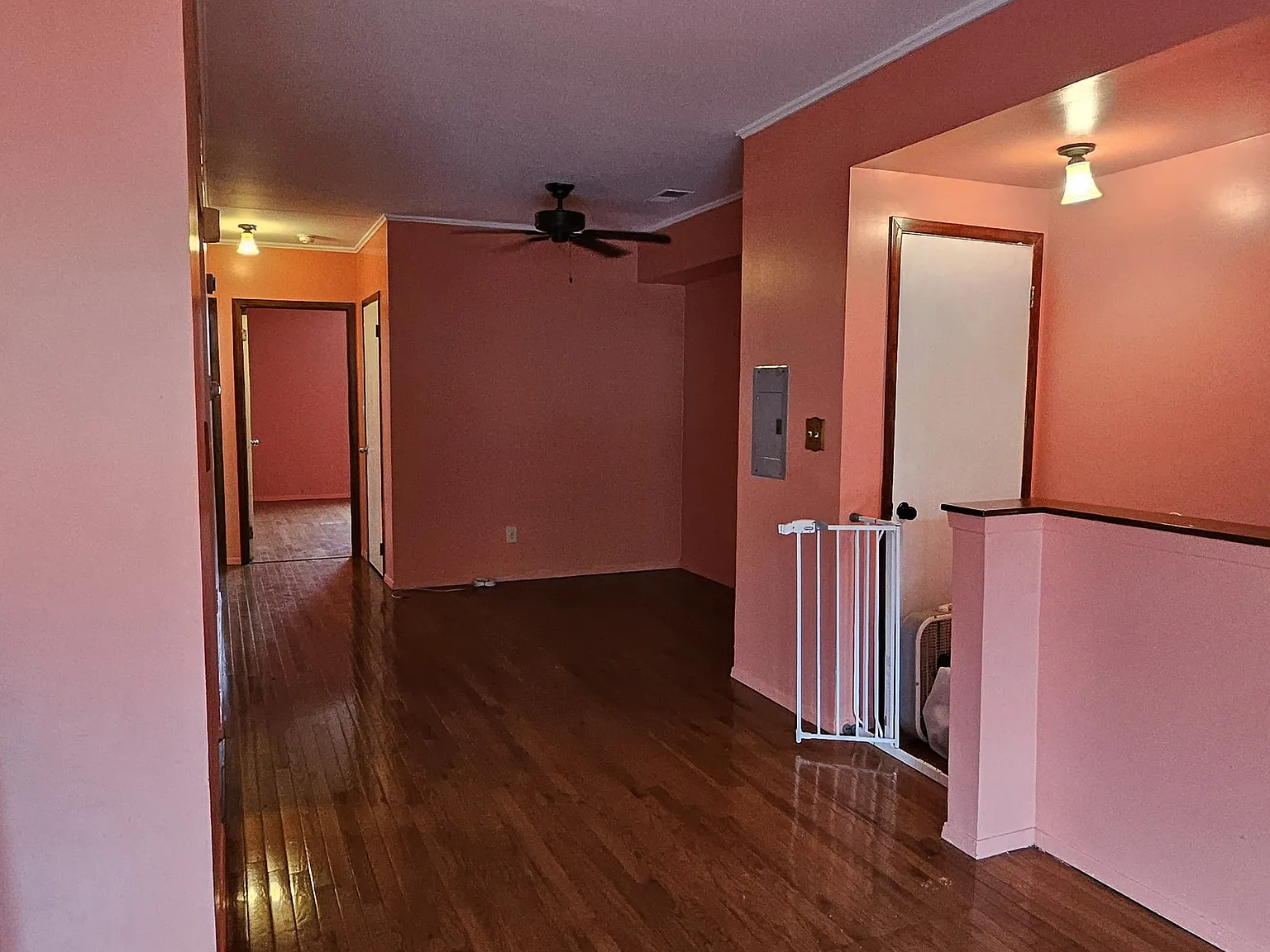 2 bed, 1000 sqft, $2,700 — Photo 4