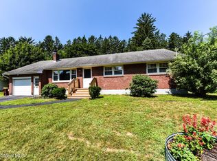 6 Lillian Drive, Glenville, NY 12302