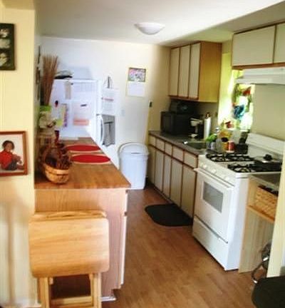 4th image of 135 Belknap Ave
