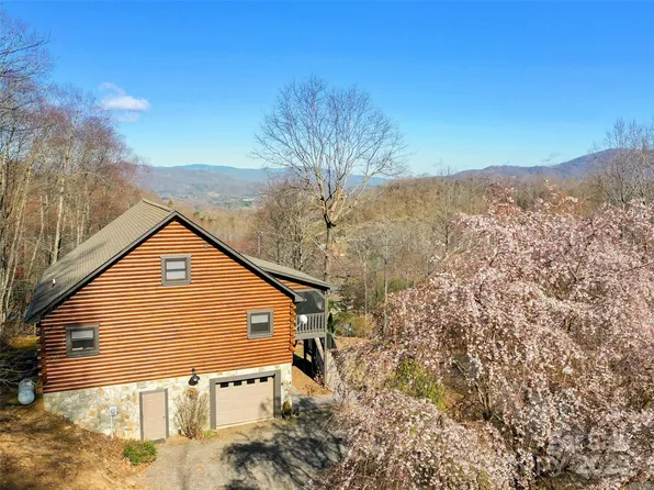 290 Tango Ln, Waynesville, NC 28786
