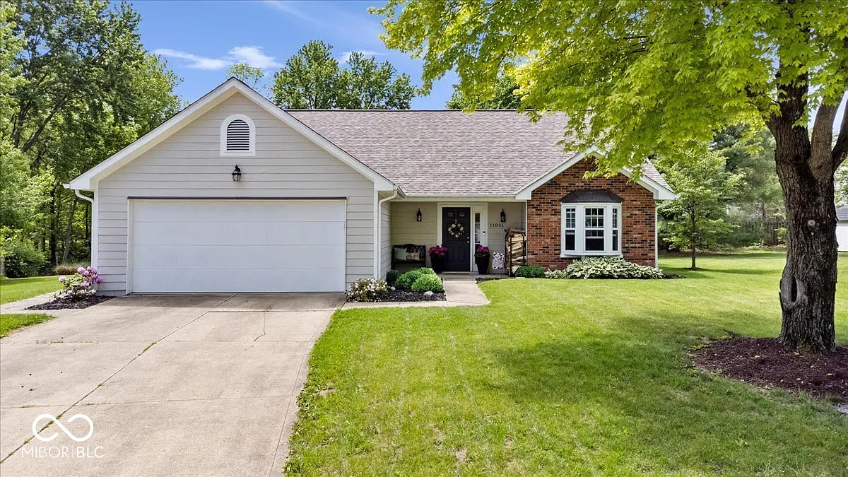 11041 Limbach Cir photo 1