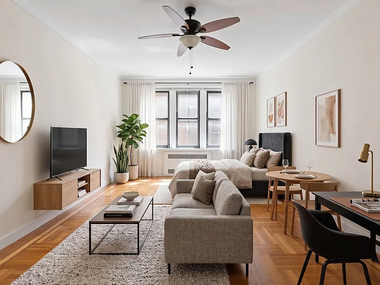 41-09 41st St #5C — Photo 3