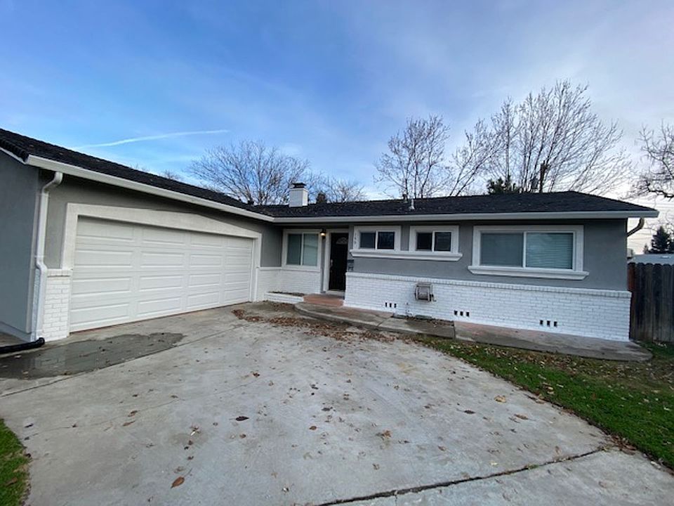 1st image of 159 Glenn Dr