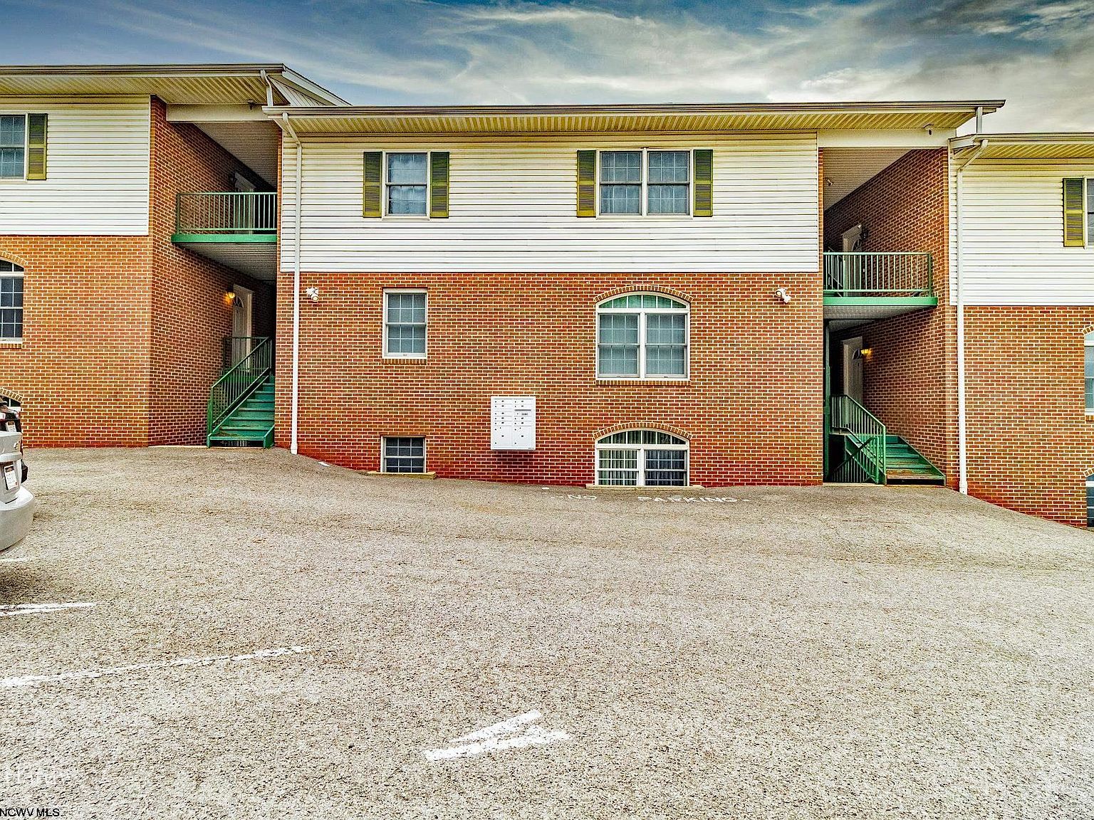 942B Chestnut Ridge Rd, Morgantown, WV 26505 | Zillow
