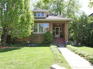 1127 Courtland Ave, Park Ridge, IL 60068