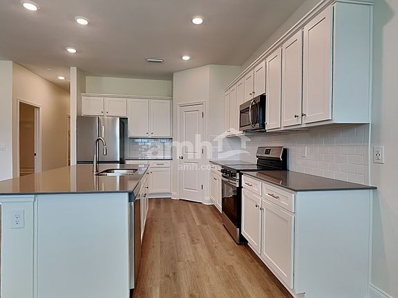 4th image of 2250 Dablon Ct