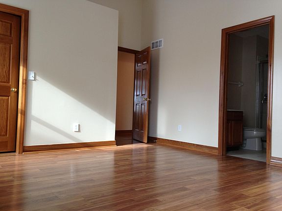 4th image of 1160 Bay Laurel Dr