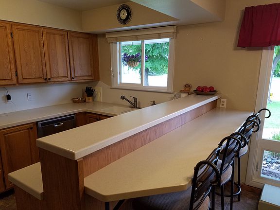 Kitchen/eating