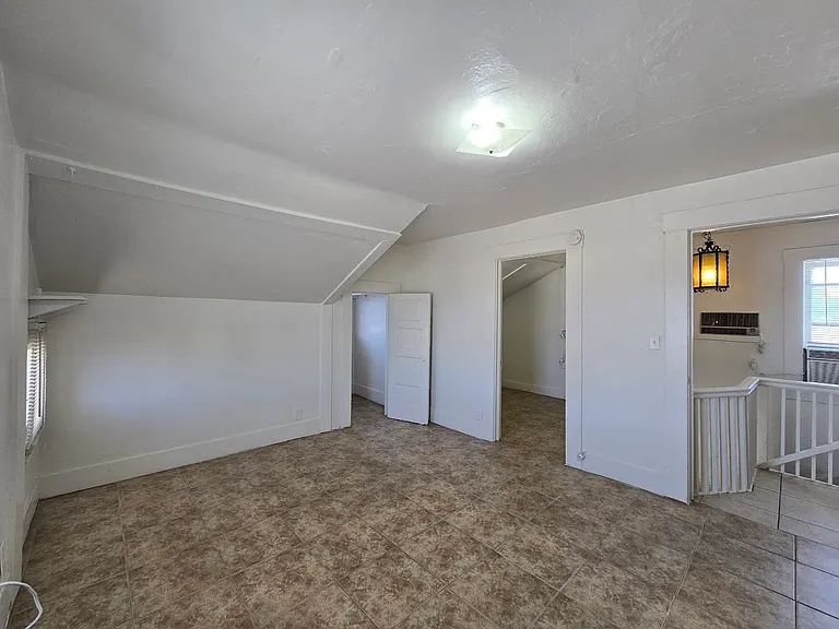 1361 N Rowell Ave #1361 — Photo 8