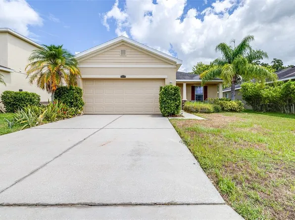 2753 Walden Woods Dr, Plant City, FL 33566