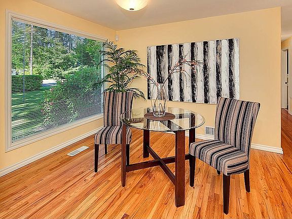 3rd image of 6368 Lake Ave SW