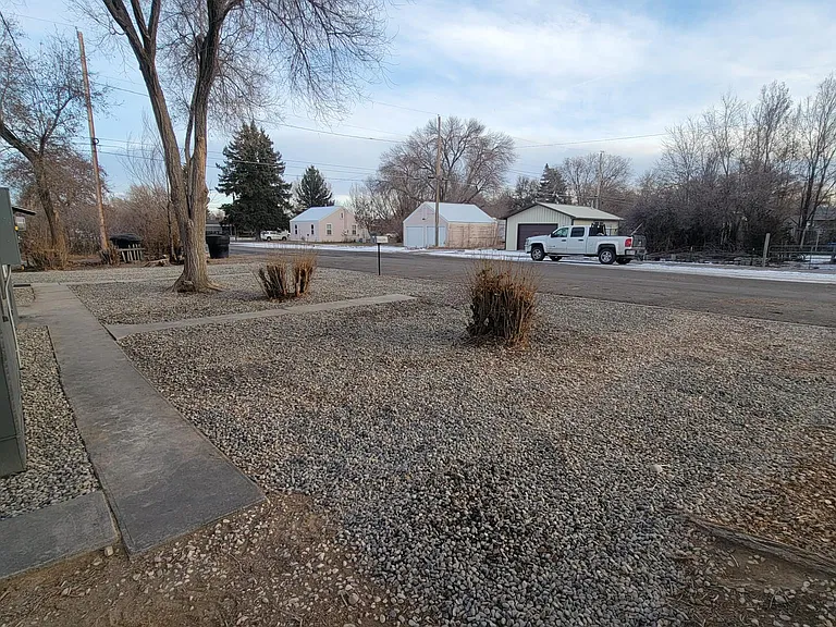 521 E Jefferson St — Photo 20