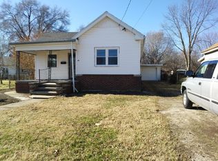 911 N Rogers Ave, Springfield, MO 65802