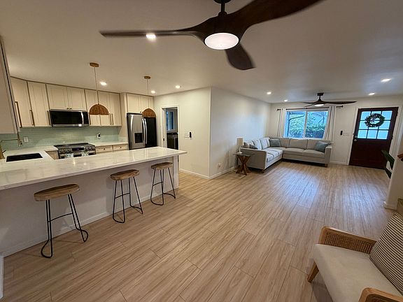 2nd image of 1395 Hiahia St #3/2