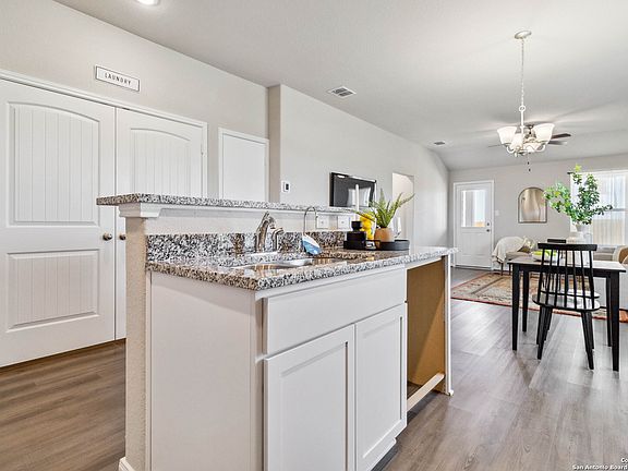 5th image of 10315 Goldspur Court