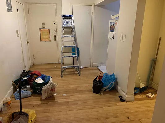 Rented by Tapiro Realty | media 2