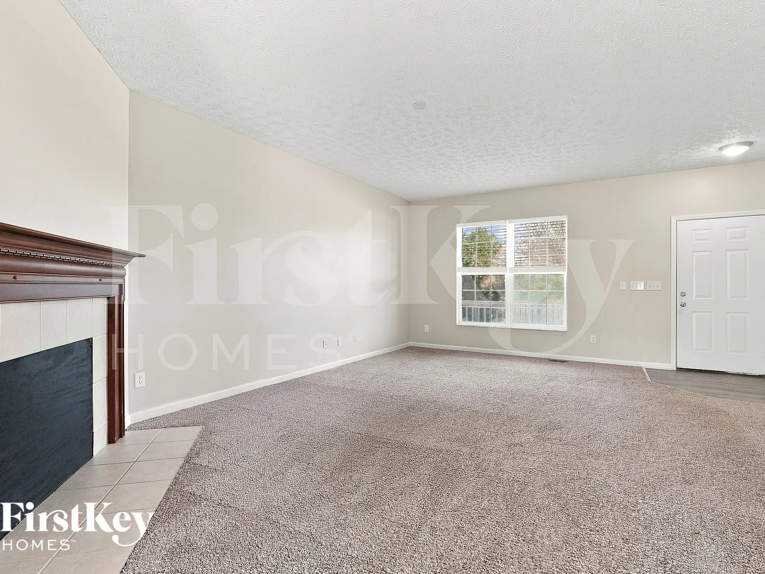 4 bed, 2.5 bath, 2616 sqft, $2,575 — Photo 3