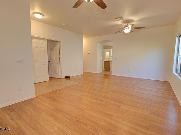 5th image of 639 E PALO VERDE Street