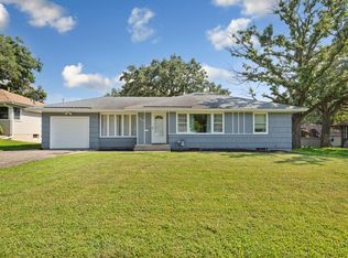 7009 Cedar Lake Rd S, Minneapolis, MN 55426