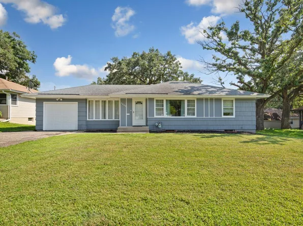 7009 Cedar Lake Rd S, Minneapolis, MN 55426