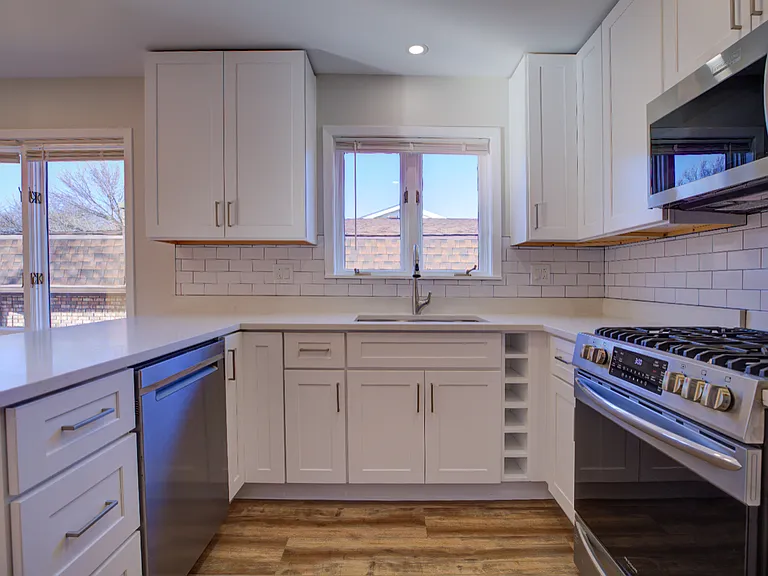 5715 N Cicero Ave #2 — Photo 2