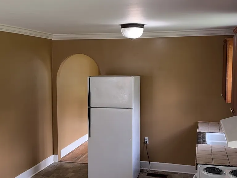 1127 Rose Ave — Photo 4