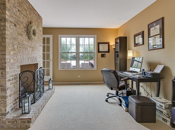 4th image of 131 Hill Ct