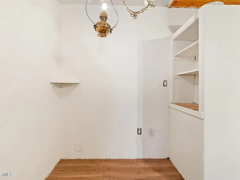 N Strawberry Ln — Photo 6
