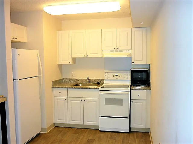 Building Photo - 801 South St #1705