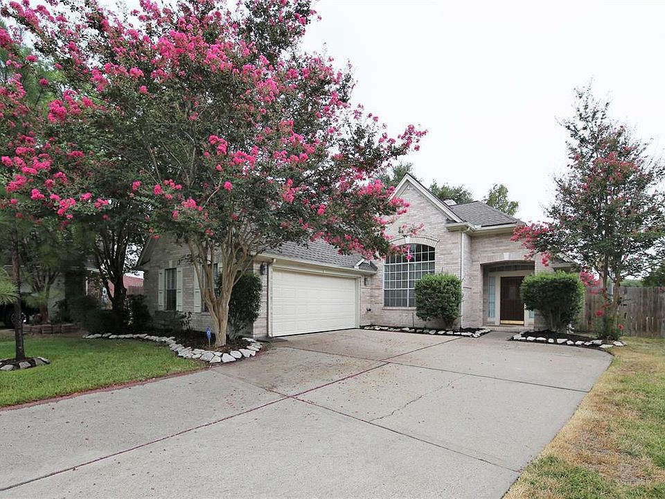 1st image of 15619 Winding Valley Dr