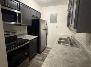 4121 NW 30th Ter APT 3, Fort Lauderdale, FL 33309