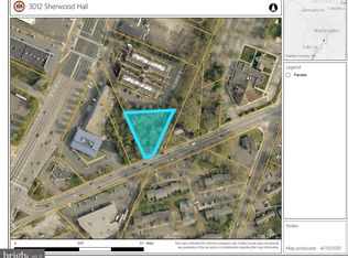 3012 Sherwood Hall Ln, Alexandria, VA 22306