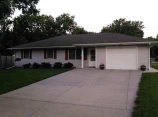 801 Dove Run, Emporia, KS 66801