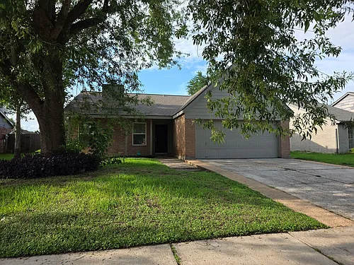 5618 Stone Creek Dr Photo 1