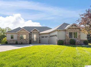 1711 S 213th St, Elkhorn, NE 68022