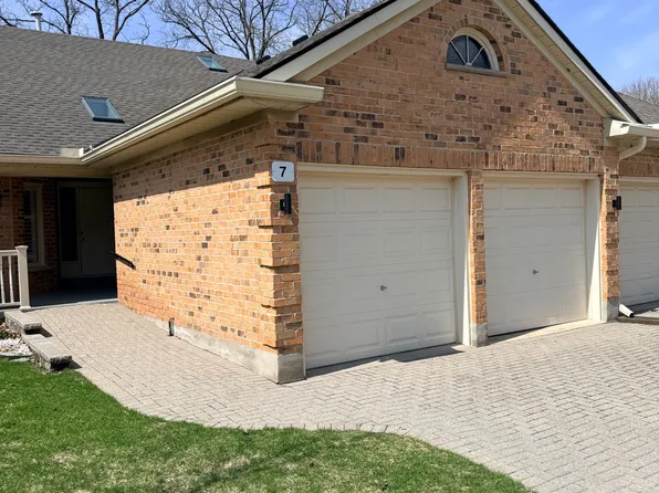 1331 Commissioners Rd W #7, London, ON N6K 1E2