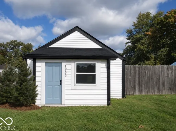 1906 Cherry St, Noblesville, IN 46060