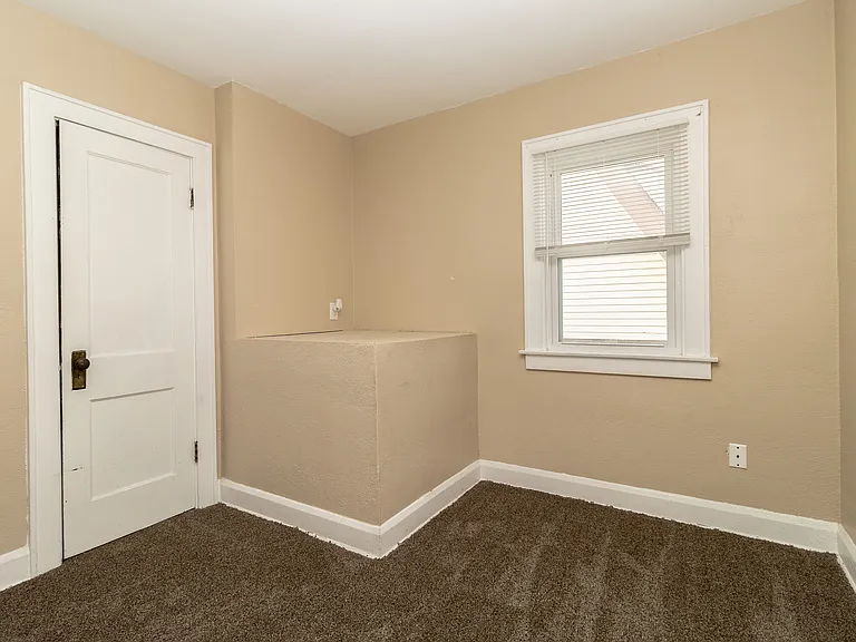2045 Mansfield Rd — Photo 20