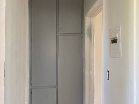2nd image of 961 Manzanita St APT 1