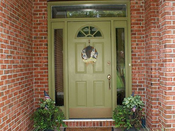 2nd image of 2104 Crestdale Dr