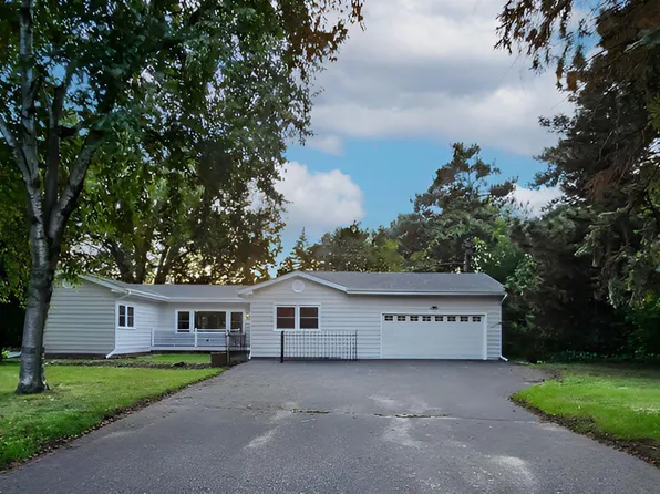 1925 Walsh Ln, Mendota Heights, MN 55118