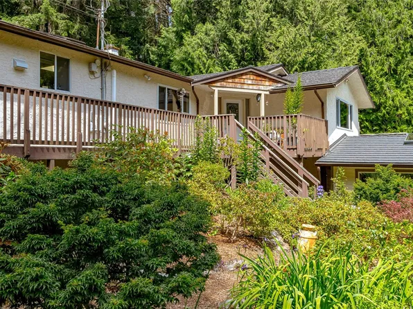 1425 Todd Ln, Metchosin, BC V9C 0A5