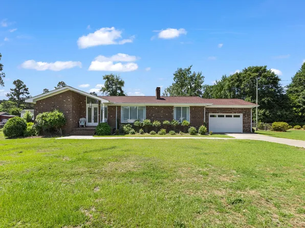 201 Beasley St, Dunn, NC 28334