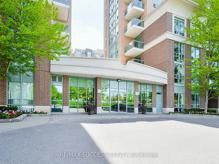 11 Michael Power Pl #Penthouse 14 — Photo 21