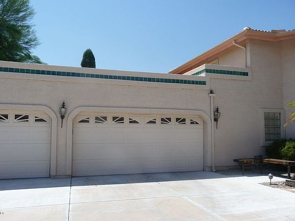 3rd image of 19040 N 73rd Dr